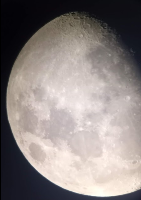 /assets/images/telescope/MoonThruFocuser.png.jpg